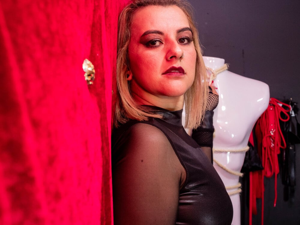 Live sex webcam photo for PerlaDivaio #290347629