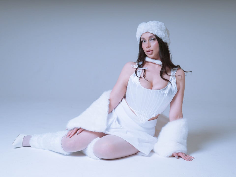 pornos.live lunanight livesex profile in white-hair cams