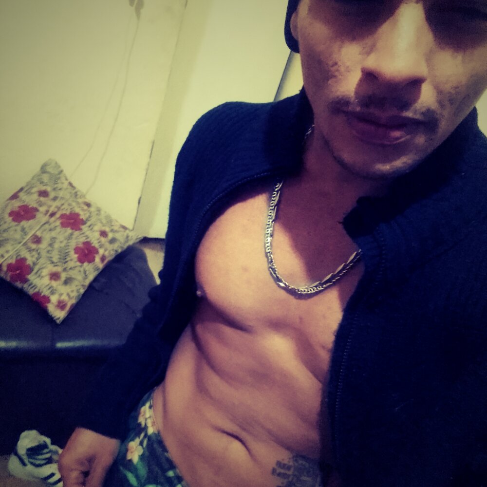 Tawan_Mandrake's Offline XXX Chat