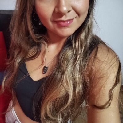 emma_more from stripchat