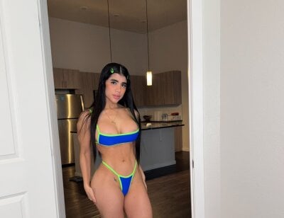 Abril1_ Free Live Cam on StripChat