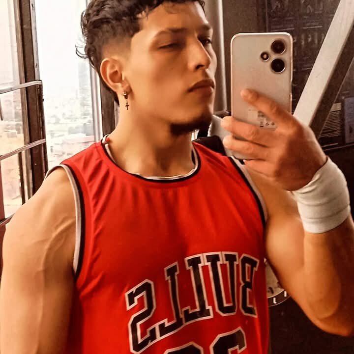 santiago_xxx01