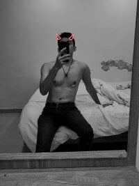 Lucifer21dragon's webcam live show