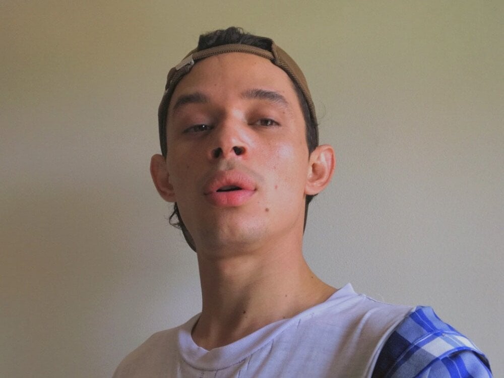 alexRR27 profile