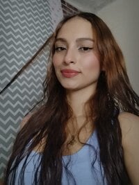 KaMila_M00N's webcam live show