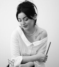 Francesca_Martini's Offline Chat Room