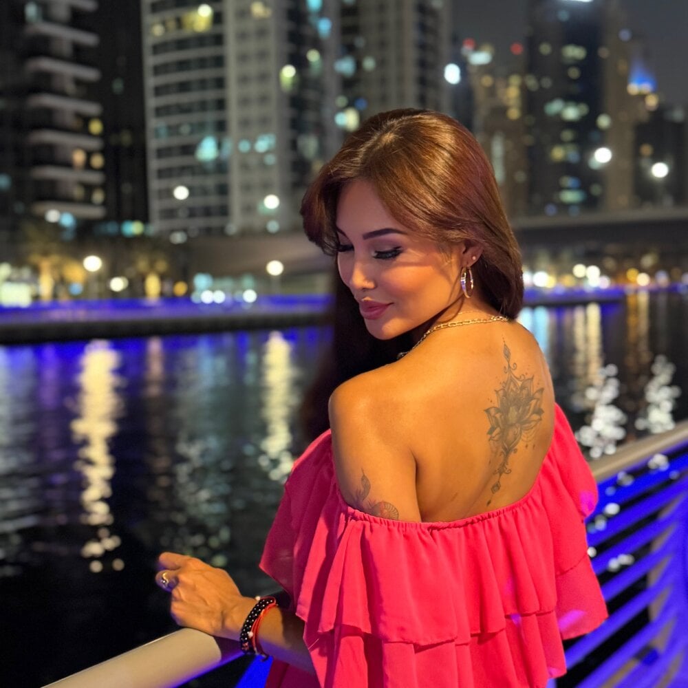 Chat XXX en directo de Miledy_di