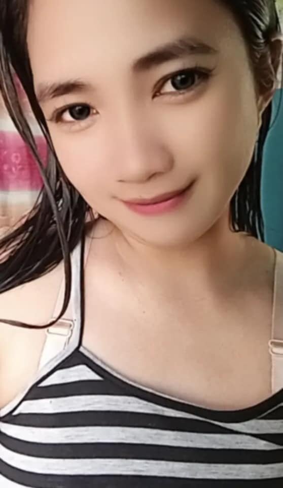 hotmom_pinay's chat room