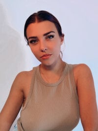 fabiolaxx's Offline Chat Room