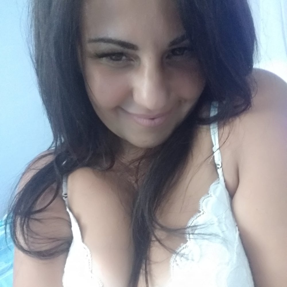 MerryStars Cam Model Free Live Sex Show and Chat Stripchat