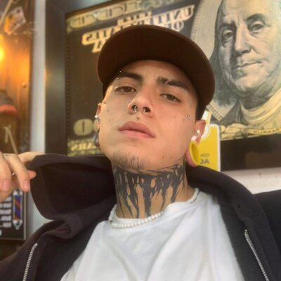 kylian_edwards from stripchat