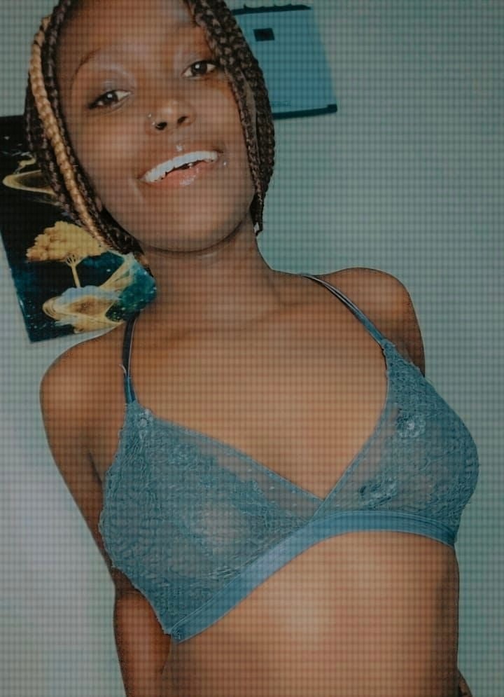 Ebony_Kiss