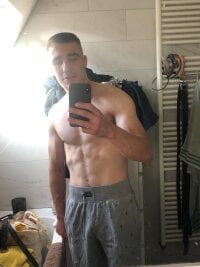 Kkk12233's webcam live show