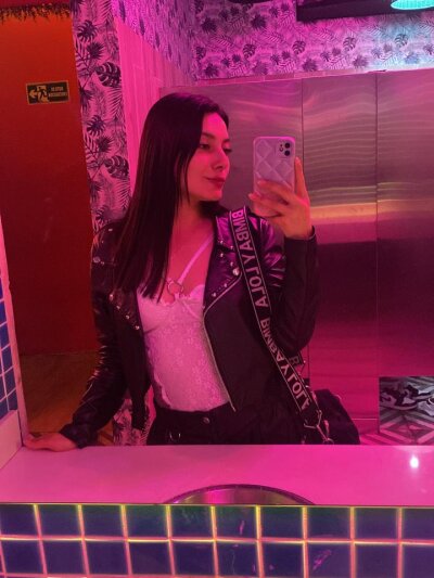 Mia_Robertss_