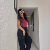 canela-hot34's webcam live show