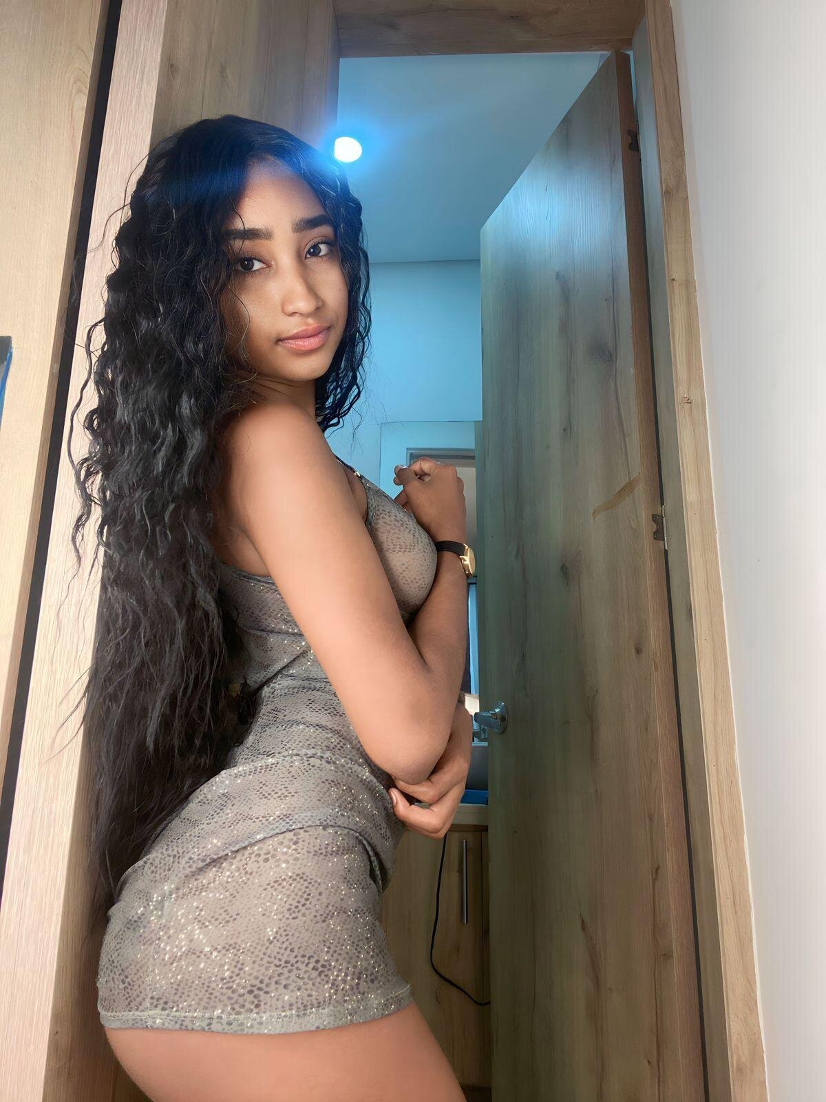 dalila_sabbi_bigtits