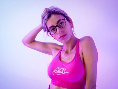 -melina-sexx from stripchat