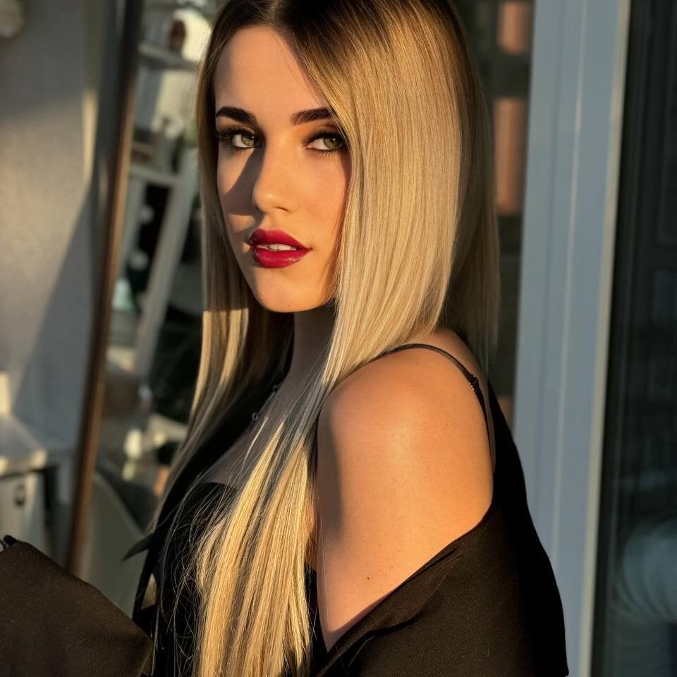 247camsex.com hotmusex livesex profile in turn-around-im-behind-u cams