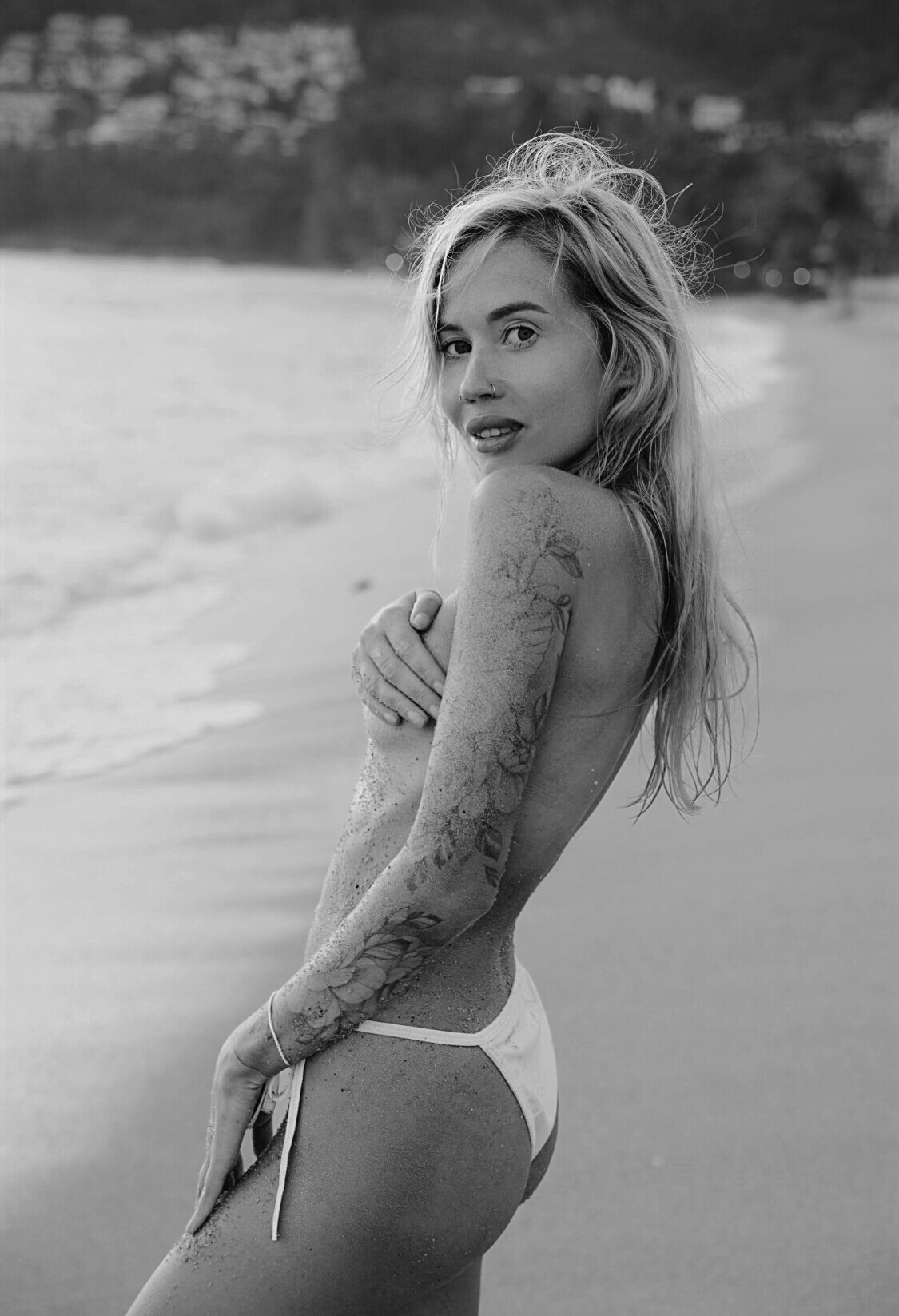 Bella_Meg