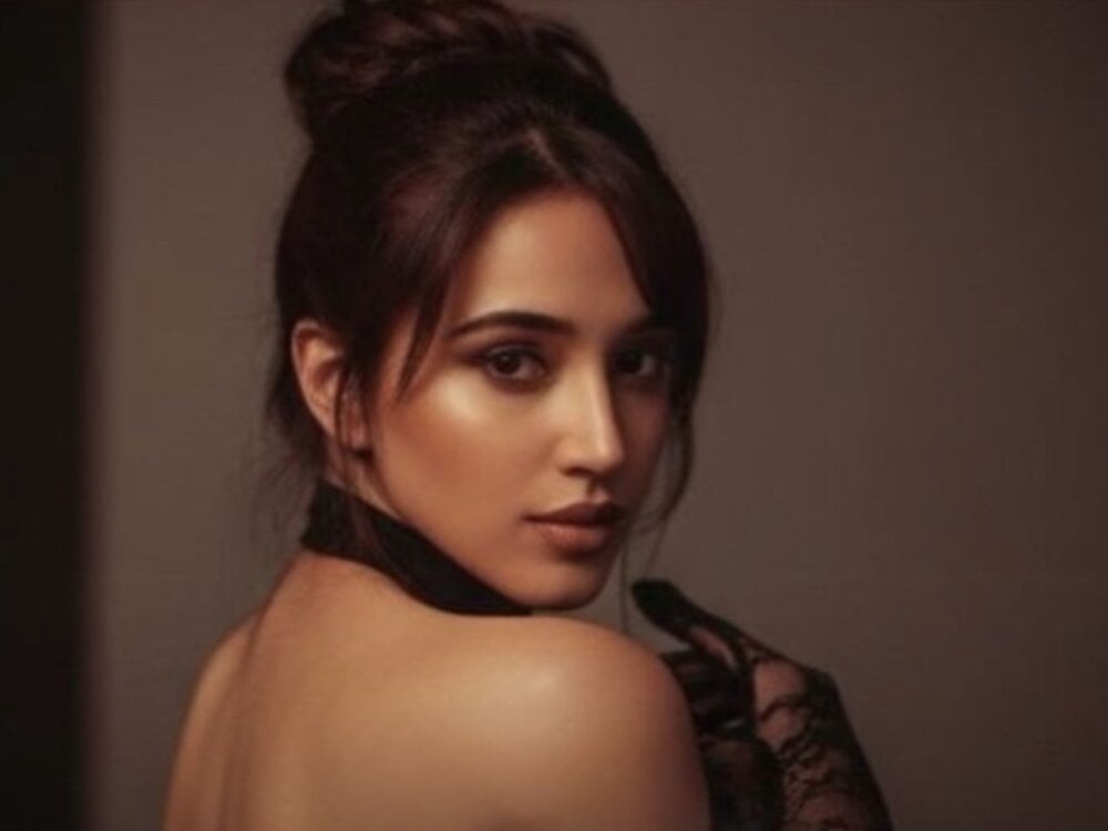 sexcityguide.com ni_xx livesex profile in over-the-moon cams