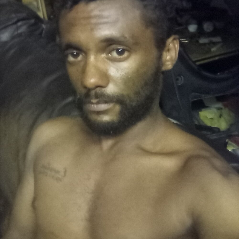 1LuuvCumm's Offline XXX Chat