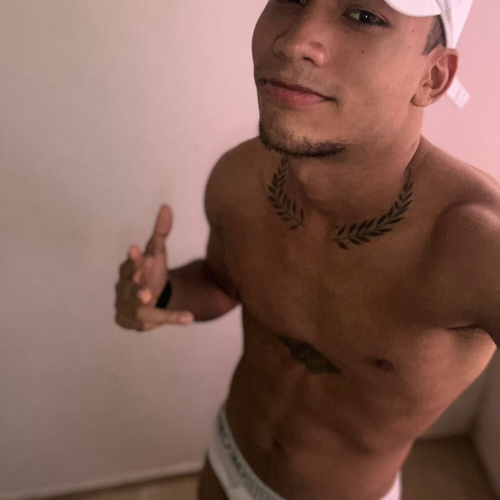 twinks_sexys_latin profile