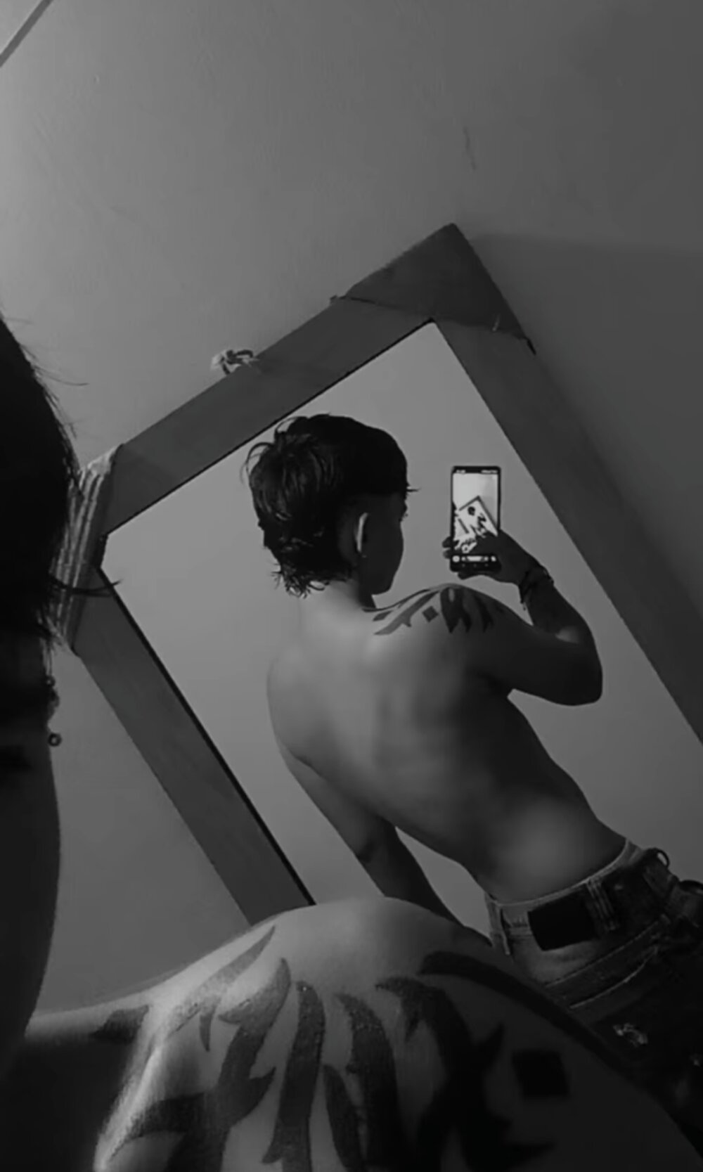 valen_222_ profile