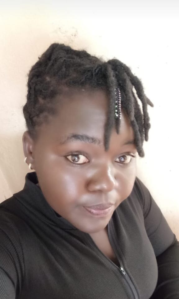 Fee_b profile