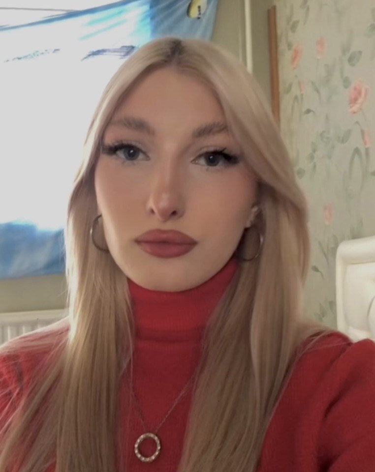 Sarrah_blush
