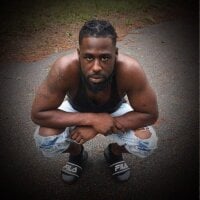 BlakMandingo31's Offline Chat Room