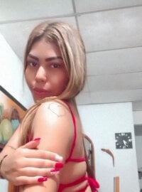 sorayahorny69's Offline Chat Room