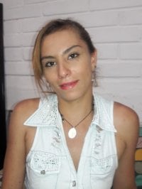 IsabellaTorres' Offline Chat Room