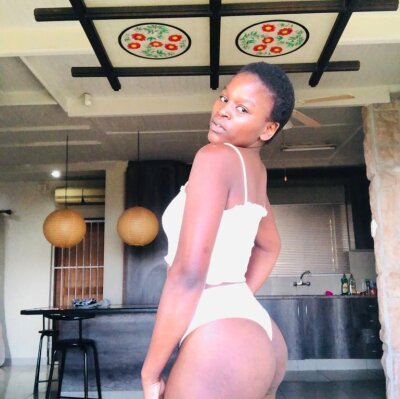 SexyNaomi77