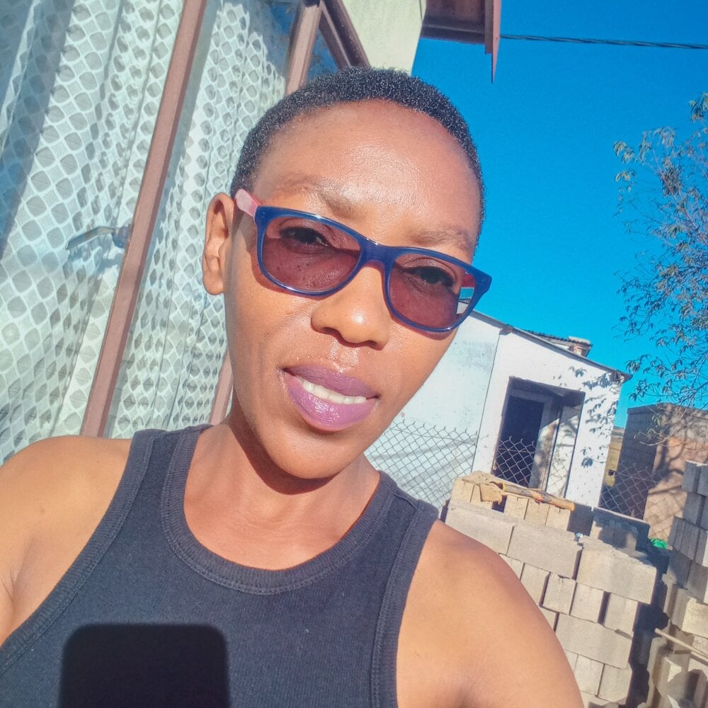 sexcityguide.com linda_tave livesex profile in online-05-am-9am-gmt2-and-10am-14pmgmt2-time-in-amsterdam cams