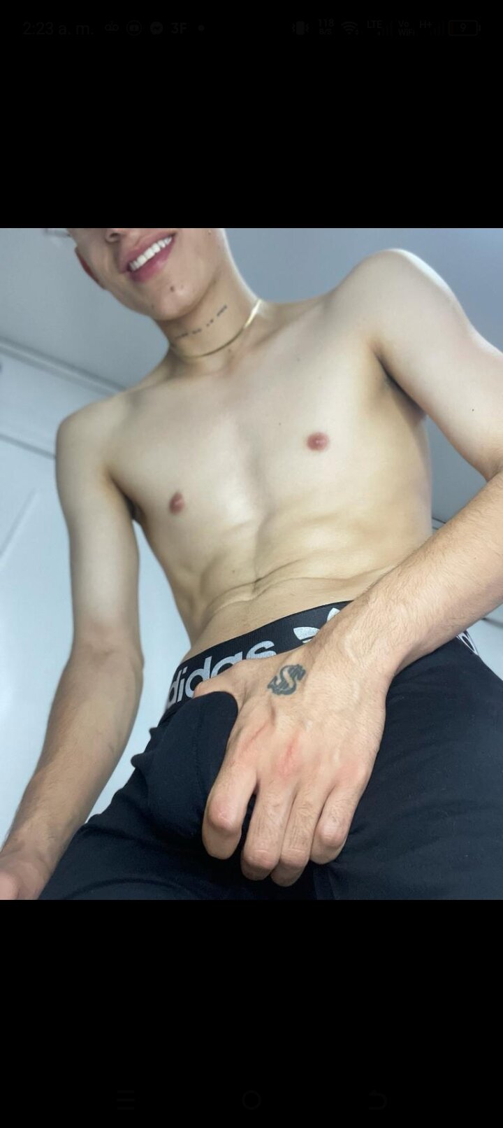 Hot_Ethan
