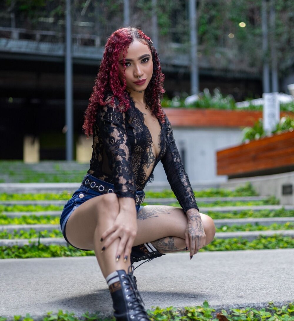 layla_perez9