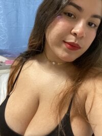 Cami1107's webcam live show