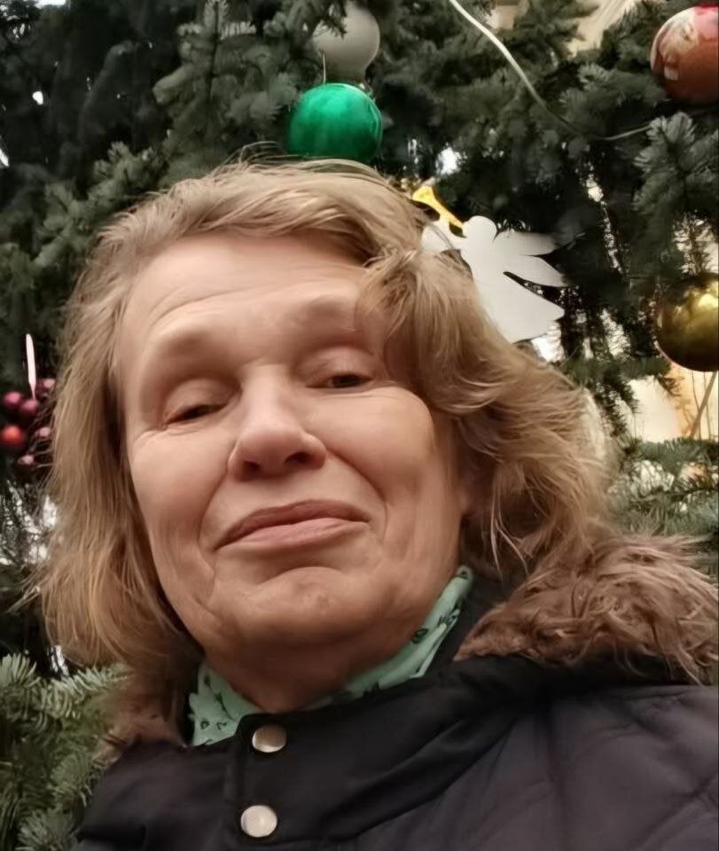 stripchat erika3331 webcam profile pic via onaircams.com