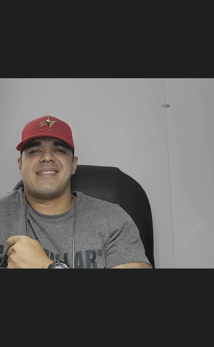 chadroas' Offline XXX Chat