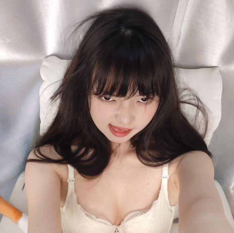 Emeralds_Girls profile