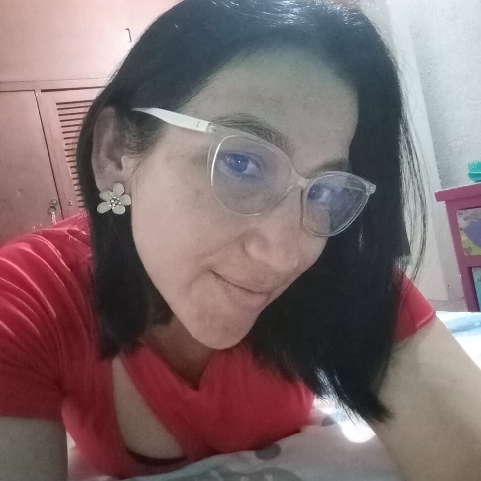 badgirlwebcam.com liloevelyne livesex profile in trimmed cams