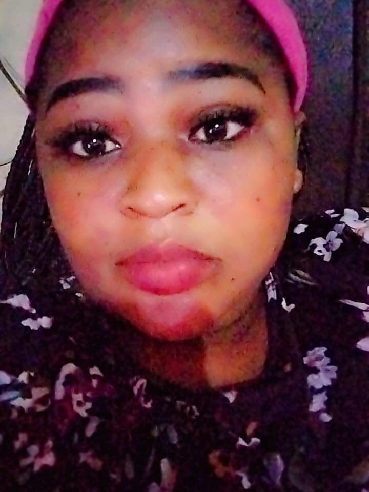 6livesex.com milkylanne livesex profile in mixed cams