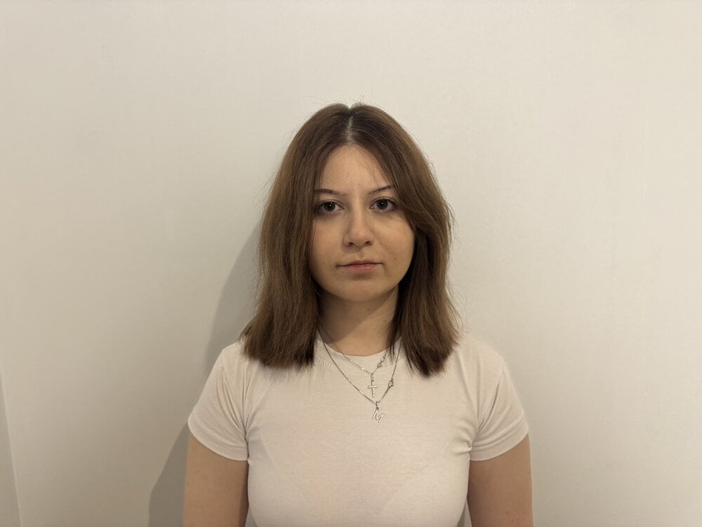 sexcityguide.com starhodum livesex profile in small-town-in-poland cams