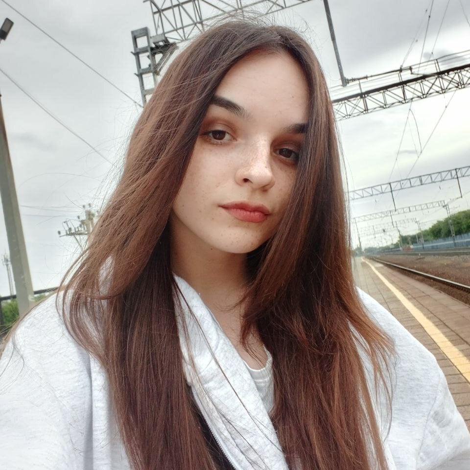 HildaCharton live cam model at StripChat