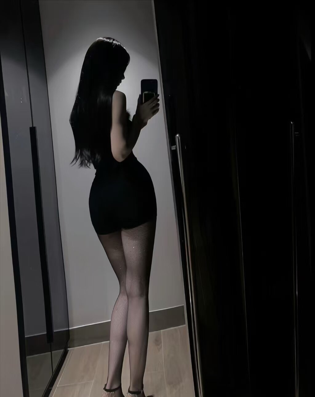 YIYI955