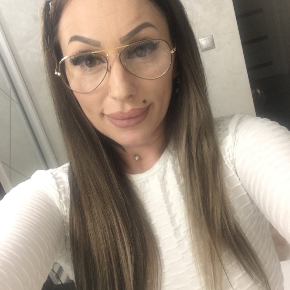 hotgirlsmoking_69xxx