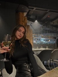 Show_Girls' Offline Chat Room