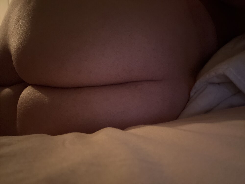 Live sex webcam photo for __nora #290053971