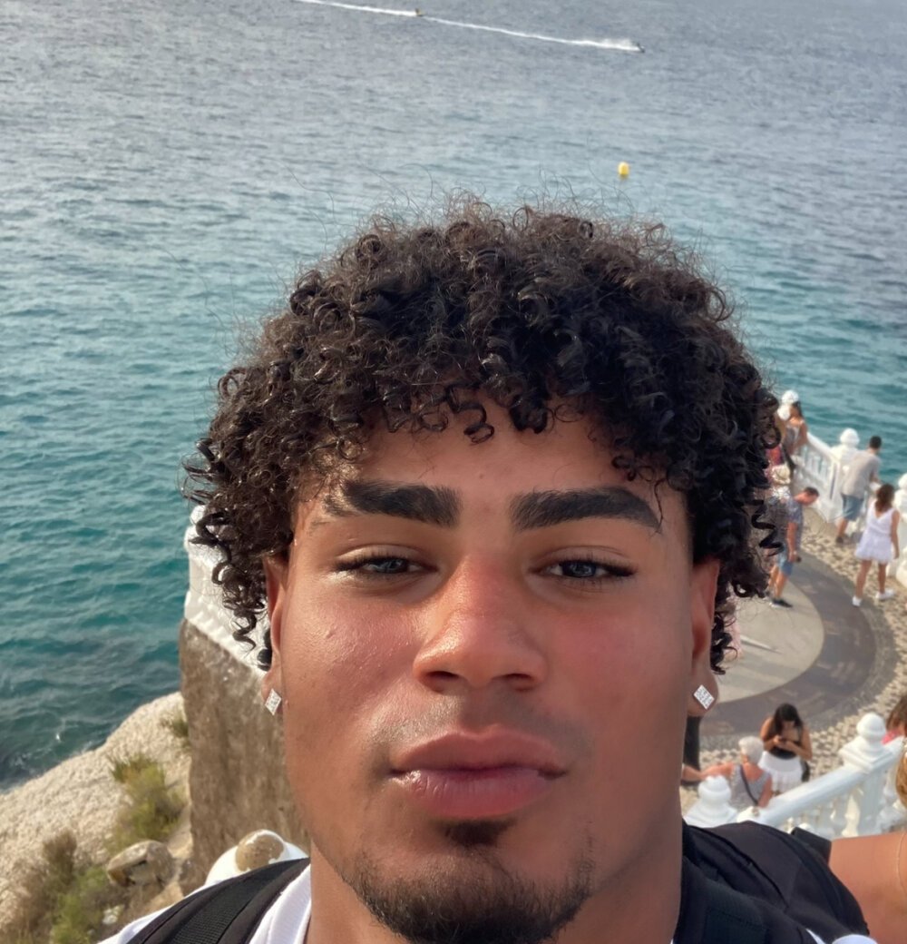 treyyyyhh's Offline XXX Chat