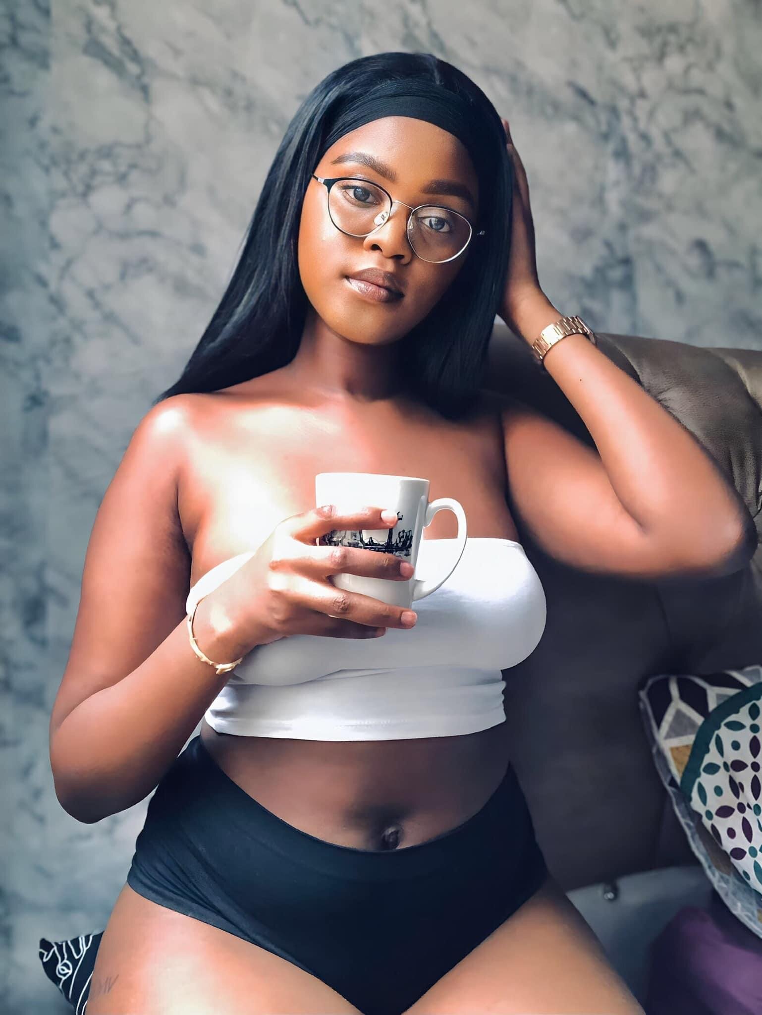 MelaninDeluxee